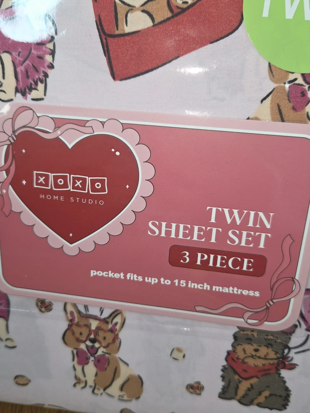 New-XOXO Dog Print 3 Piece Twin Sheet Set in Pink Pockets Up To 15 inch. CP